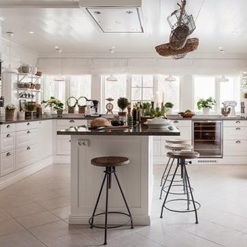 37 ideas para decorar con una mesa redonda en tu hogar